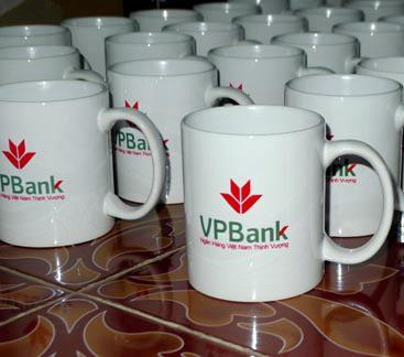 Ly In Logo VP Bank